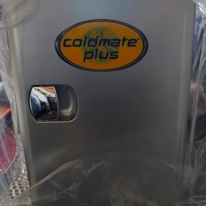 HOT/COLD Mini fridge